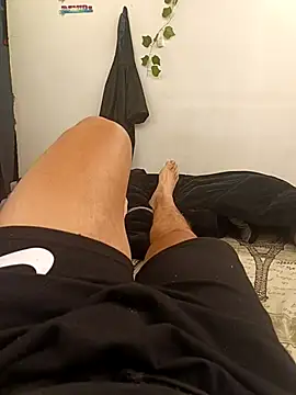 Snapshot of mathi_consentido chatting on December 5, 2025, 3:16 am mathi consentido online show from December 5, 2025, 3:16 am