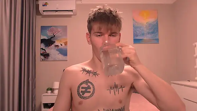 Fredd Xanders online show from December 17, 2025, 7:30 pm