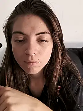 Snapshot of Ceciihot chatting on December 16, 2025, 6:34 pm Ceciihot online show from December 16, 2025, 6:34 pm