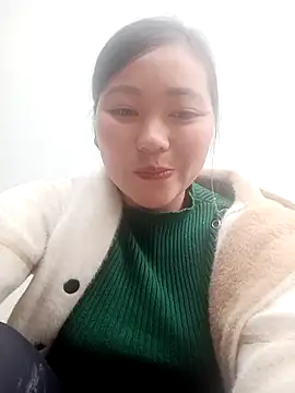 Snapshot of dona77 chatting on December 5, 2025, 8:24 am dona77 online show from December 5, 2025, 8:24 am