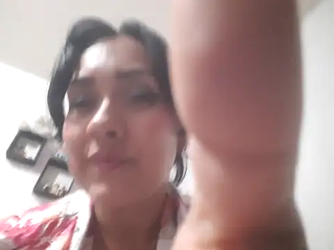 0lucer0 online show from February 27, 2026, 12:05 pm