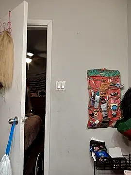 SpiderRose online show from April 20, 2026, 3:20 am