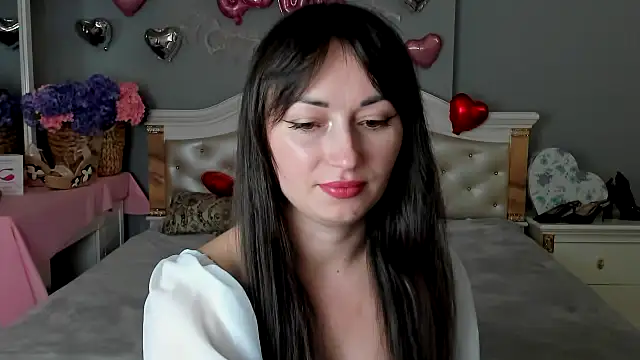 RosiAlina online show from February 13, 2026, 9:42 am