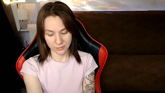 Snapshot of MiaBun1 chatting on January 12, 2026, 3:02 am MiaBun1 online show from January 12, 2026, 3:02 am