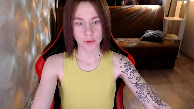 Snapshot of MiaBun1 chatting on December 17, 2025, 4:17 am MiaBun1 online show from December 17, 2025, 4:17 am