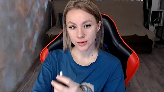 Snapshot of MiaBun1 chatting on February 13, 2026, 3:50 am MiaBun1 online show from February 13, 2026, 3:50 am