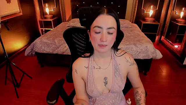 Snapshot of Sabrina_Cutte chatting on June 20, 2026, 3:39 pm Sabrina Cutte online show from June 20, 2026, 3:39 pm