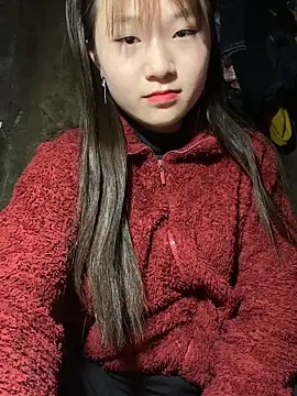 hinata-xx online show from February 22, 2026, 8:28 am