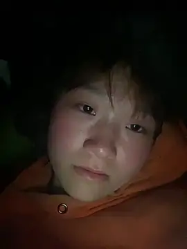 hinata-xx online show from March 13, 2026, 5:18 pm