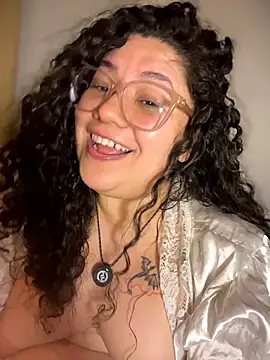 VanesssaMilf  online show from February 20, 2026, 6:26 am