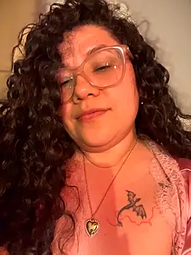 VanesssaMilf  online show from February 6, 2026, 3:35 am