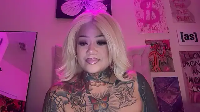 Itsonlyvirgo online show from April 21, 2026, 8:43 am