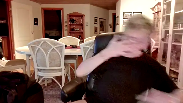 Mortimer Orawan online show from March 18, 2026, 9:48 pm