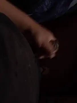 Snapshot of Elmenpati chatting on December 17, 2025, 5:51 pm Elmenpati online show from December 17, 2025, 5:51 pm