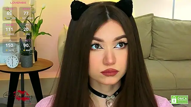 oliviaah  online show from April 14, 2026, 3:06 pm