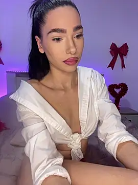 SashaLuvv online show from February 15, 2026, 10:30 pm