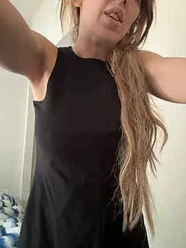 Snapshot of CelestialRuby chatting on October 24, 2025, 2:27 pm CelestialRuby online show from October 24, 2025, 2:27 pm