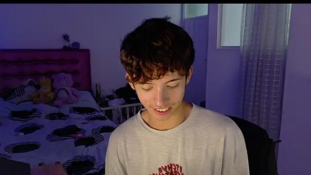 Dani Dancer online show from April 19, 2026, 9:50 pm