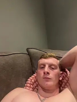 lewis24668 online show from December 20, 2025, 3:53 am