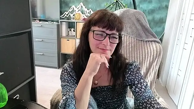 Eila Morigan online show from May 24, 2026, 7:30 am
