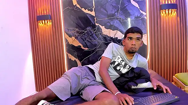 Jhon Hot21Sexx online show from December 14, 2025, 1:49 pm