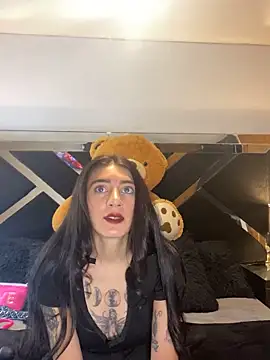 Snapshot of Moon_Magic666 chatting on February 13, 2026, 5:57 pm Moon Magic666 online show from February 13, 2026, 5:57 pm