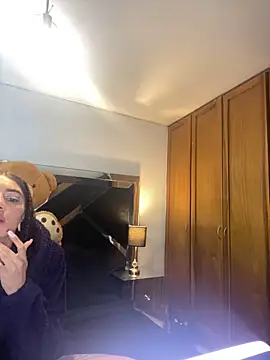 Snapshot of Moon_Magic666 chatting on February 26, 2026, 11:05 pm Moon Magic666 online show from February 26, 2026, 11:05 pm