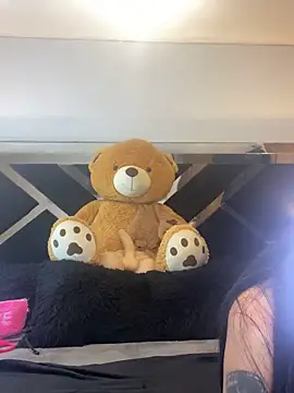 Snapshot of Moon_Magic666 chatting on March 12, 2026, 9:41 pm Moon Magic666 online show from March 12, 2026, 9:41 pm