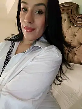 BustyVampyre online show from March 14, 2026, 11:33 pm