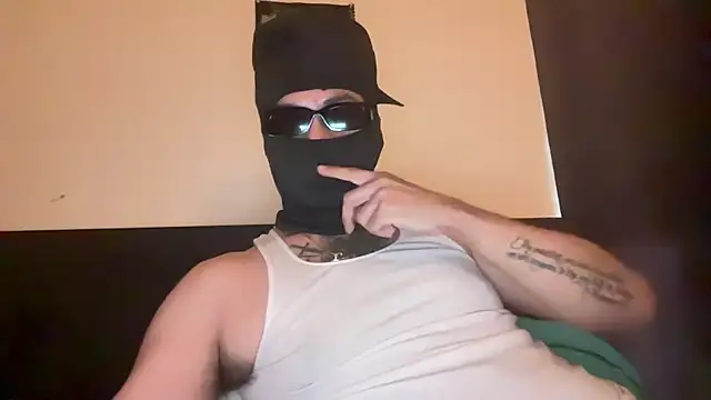 angelblanco online show from April 28, 2026, 10:58 pm