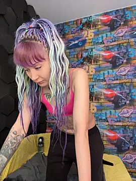 Snapshot of Tattoo__Moon chatting on May 2, 2026, 2:06 am Tattoo Moon online show from May 2, 2026, 2:06 am