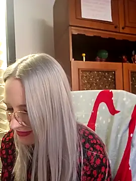 ChristinaWheeled11 online show from March 5, 2026, 3:41 pm