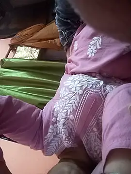 pihuu1313 online show from March 9, 2026, 4:21 pm