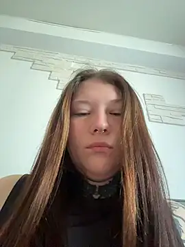 FionaMurr online show from June 5, 2026, 1:43 am