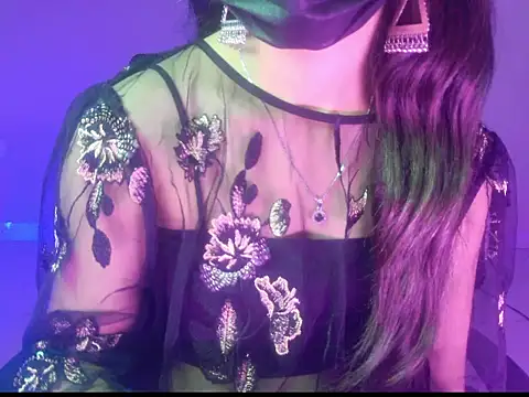 Isha Lush online show from December 19, 2025, 5:32 am