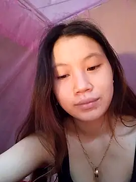 Snapshot of Lomay69 chatting on December 15, 2025, 6:19 am Lomay69 online show from December 15, 2025, 6:19 am