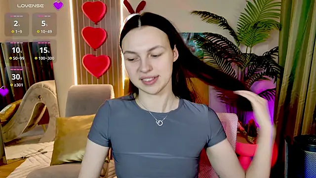 MaxinCarroll online show from May 21, 2026, 9:39 am