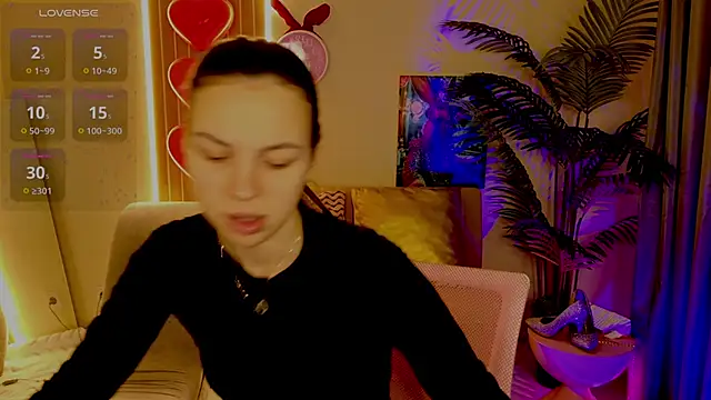 MaxinCarroll online show from February 24, 2026, 4:57 am