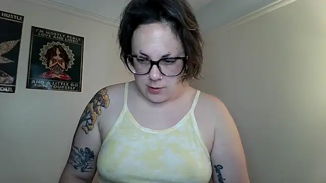 Snapshot of Hamurai420 chatting on December 16, 2025, 1:59 pm Hamurai420 online show from December 16, 2025, 1:59 pm