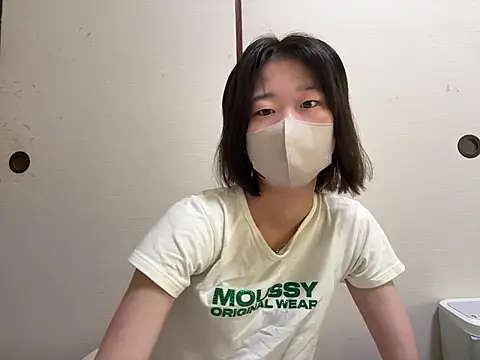 Snapshot of kuromi_chan_oo chatting on June 18, 2026, 10:26 pm kuromi chan oo online show from June 18, 2026, 10:26 pm
