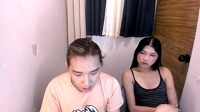 lil cummer69 online show from June 3, 2026, 2:33 pm