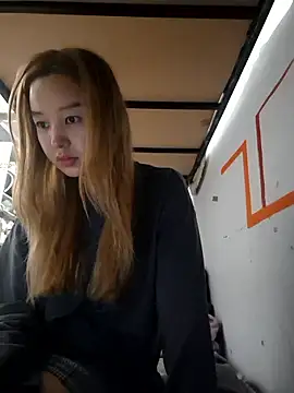 Snapshot of SherrylShaw chatting on January 9, 2026, 1:07 pm SherrylShaw online show from January 9, 2026, 1:07 pm