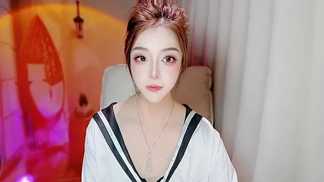 Snapshot of zizi-a chatting on March 4, 2026, 2:14 pm zizi-a online show from March 4, 2026, 2:14 pm