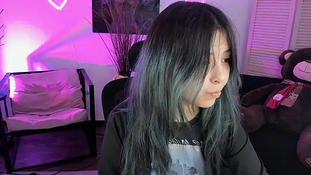 SirenMystiq online show from March 25, 2026, 7:57 pm