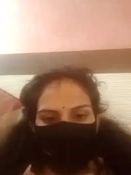 Snapshot of harshita01 chatting on February 17, 2026, 6:00 am harshita01 online show from February 17, 2026, 6:00 am