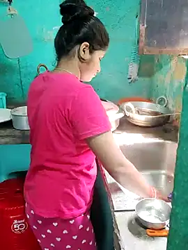 Cuple masti72 online show from June 18, 2026, 4:11 am