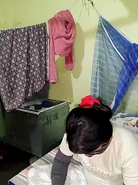 Snapshot of Cuple_masti72 chatting on December 19, 2025, 4:53 pm Cuple masti72 online show from December 19, 2025, 4:53 pm