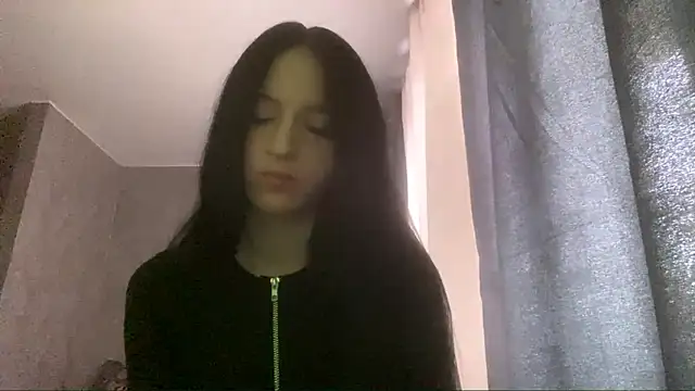 Snapshot of DianaBellas chatting on December 20, 2025, 10:18 am DianaBellas online show from December 20, 2025, 10:18 am