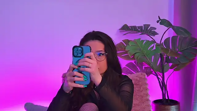 TheaMalekoo online show from March 26, 2026, 7:50 am