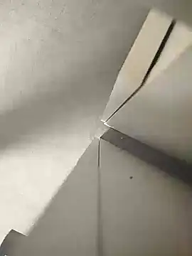 Julie9toma online show from December 14, 2025, 1:49 pm